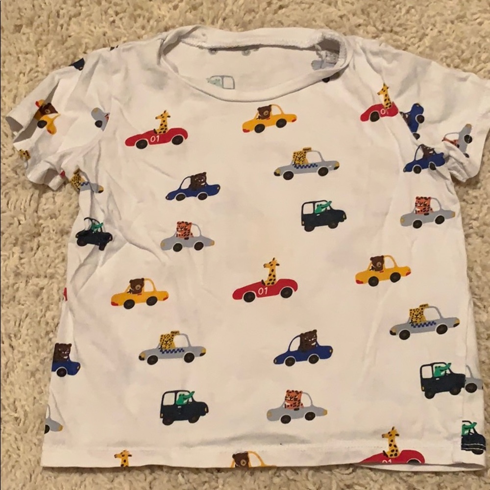 H&M car shirt animals driving
